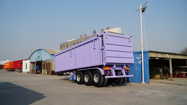 后推式半掛自卸車(chē)