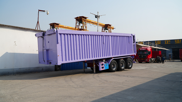 后推式自卸半掛車(chē)